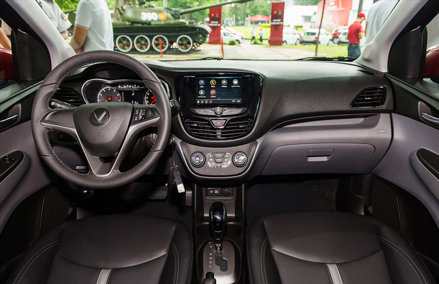 Fadil có kết nối smartphone như Apple Carplay & Android Auto